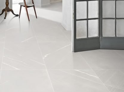 blake turime sandelyje 3